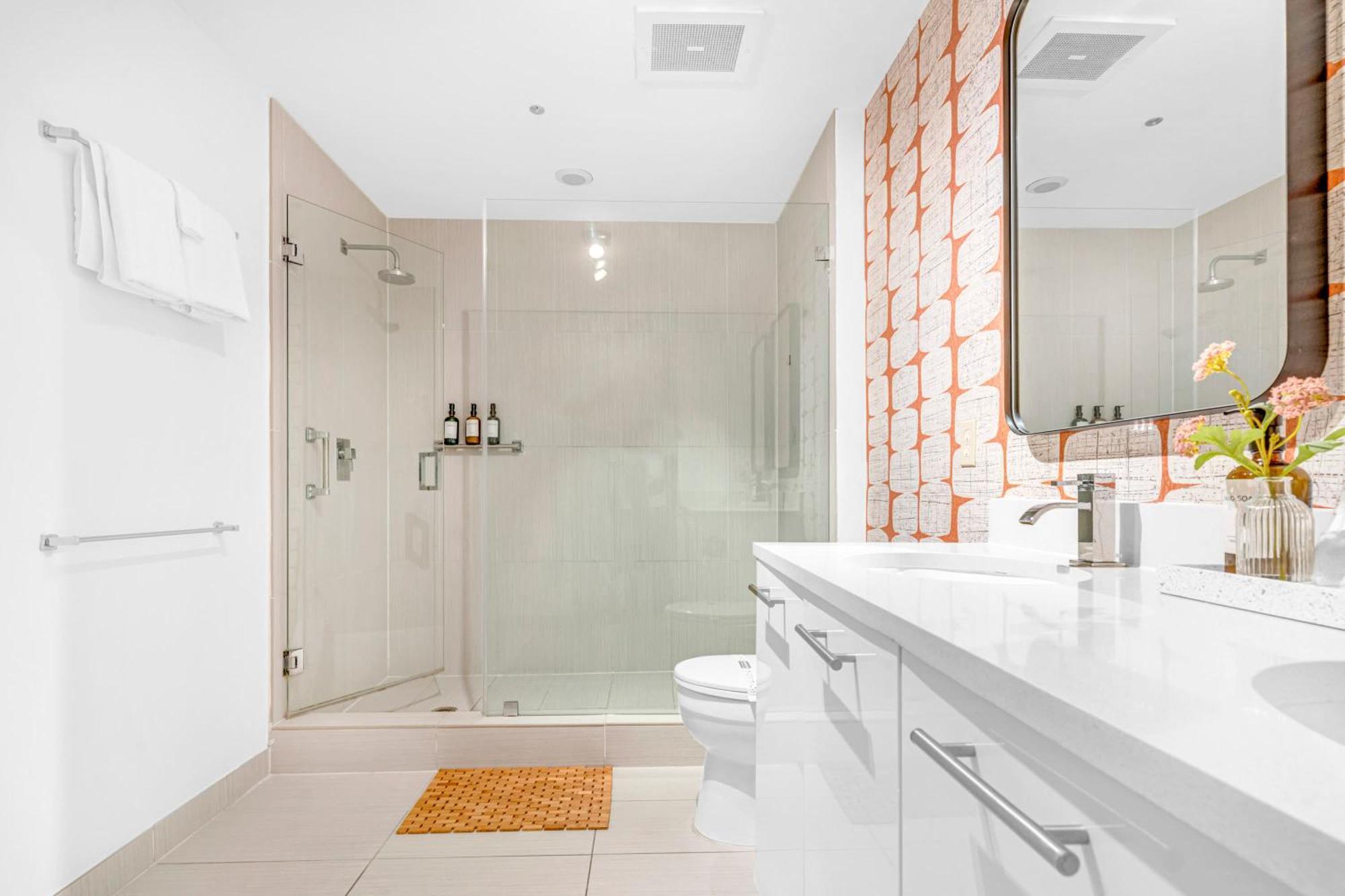 Vice - Midtown Pool And Parking Apartment