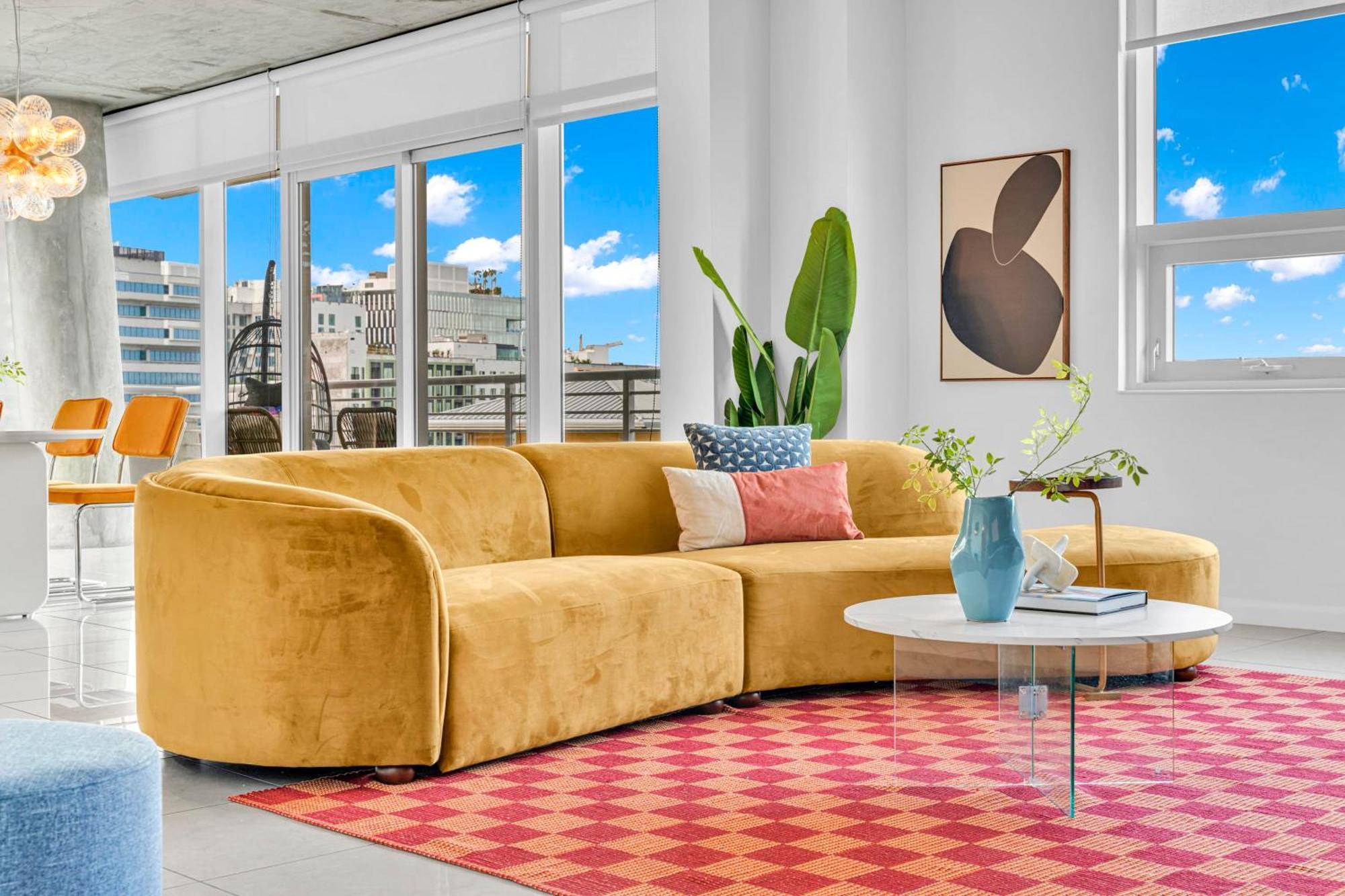 Vice - Midtown Pool And Parking Apartment *
